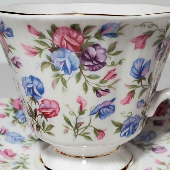 Royal Albert Teacup and Saucer Mayfair Chintz Pink Blue Flowers - Picture 3 of 9